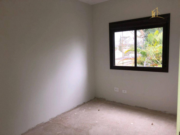 Imagem Sobrado com 3 Quartos à Venda, 178 m² em Bom Retiro - Curitiba Imagem Sobrado com 3 Quartos à Venda, 178 m² em Bom Retiro - Curitiba