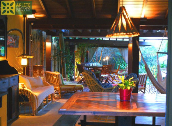 Imagem Casa com 6 Quartos à Venda, 320 m² em Mariscal - Bombinhas Imagem Casa com 6 Quartos à Venda, 320 m² em Mariscal - Bombinhas