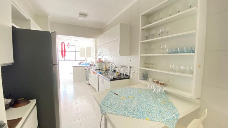 Imagem Apartamento com 4 Quartos à Venda, 200 m² em Pitangueiras - Guarujá