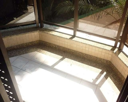 Imagem Apartamento com 4 Quartos à Venda, 226 m² em Pitangueiras - Guarujá