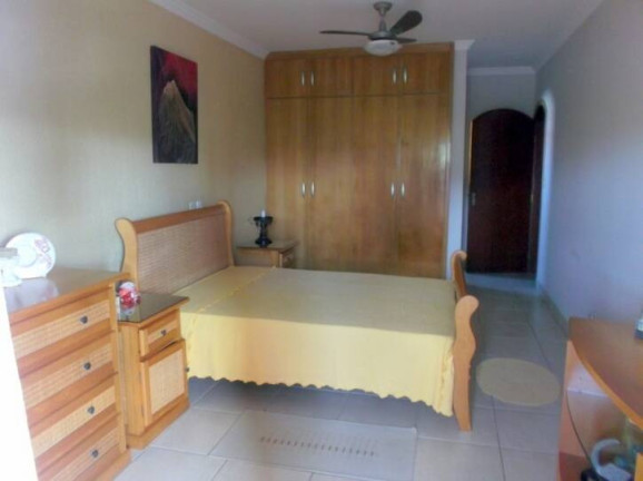 Imagem Casa com 5 Quartos à Venda,  em Bougainvillee 1 - Peruíbe