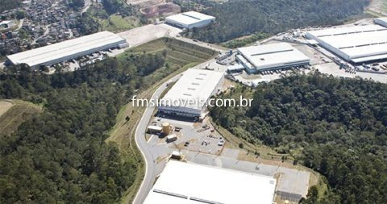 Imóvel para Alugar, 22.567 m² em Pataxós - Embu Das Artes