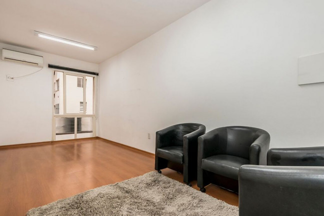 Imagem Apartamento com 1 Quarto à Venda, 27 m² em Centro Histórico - Porto Alegre Imagem Apartamento com 1 Quarto à Venda, 27 m² em Centro Histórico - Porto Alegre