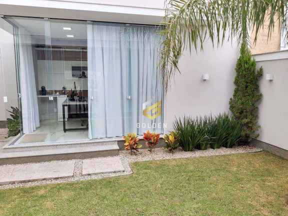 Casa com 3 Quartos à Venda, 192 m² em Xv De Novembro - Tijucas