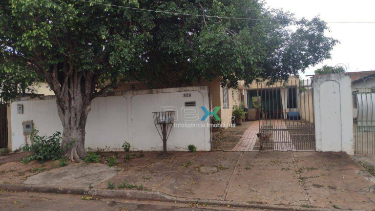 Terreno à Venda, 360 m² em Vila Carlota - Campo Grande