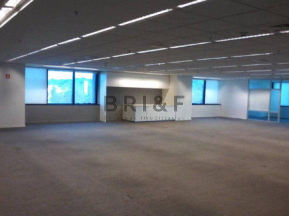 Imóvel Comercial para Alugar, 1.550 m² em Pinheiros - São Paulo