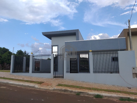 Casa com 3 Quartos à Venda, 97 m² em Santa Felicidade - Cascavel