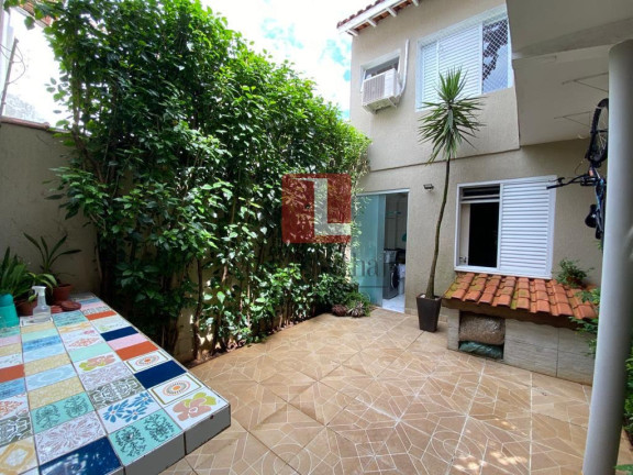 Imagem Casa com 3 Quartos à Venda, 190 m² em Indianópolis - São Paulo Imagem Casa com 3 Quartos à Venda, 190 m² em Indianópolis - São Paulo