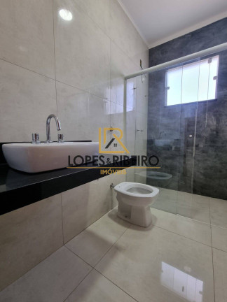 Imagem Casa com 3 Quartos à Venda, 180 m² em Jardim Paraíso - Botucatu