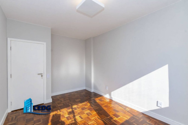 Imagem Apartamento com 3 Quartos à Venda, 146 m² em Centro - Curitiba Imagem Apartamento com 3 Quartos à Venda, 146 m² em Centro - Curitiba