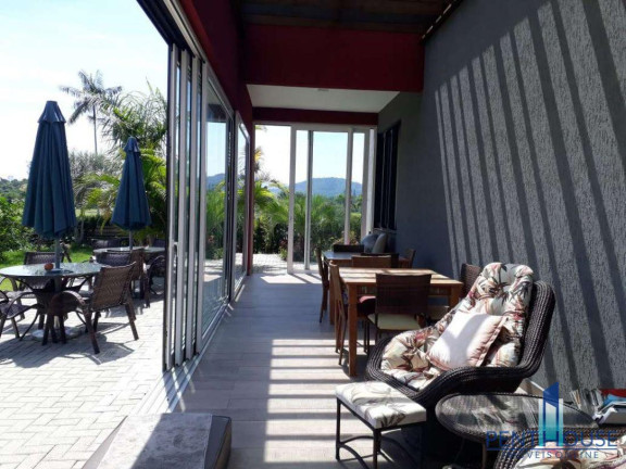 Imagem Casa com 3 Quartos à Venda, 370 m² em Centro - Camboriú Imagem Casa com 3 Quartos à Venda, 370 m² em Centro - Camboriú