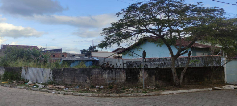 Terreno à Venda, 916 m² em Caputera - Caraguatatuba