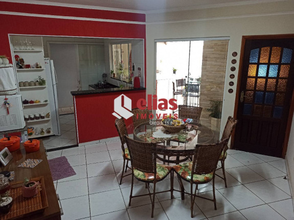 Casa com 3 Quartos à Venda, 328 m² em Vila Bela - Bauru