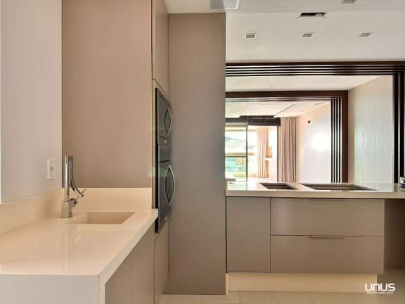 Imagem Apartamento com 3 Quartos à Venda, 119 m² em Estreito - Florianópolis Imagem Apartamento com 3 Quartos à Venda, 119 m² em Estreito - Florianópolis