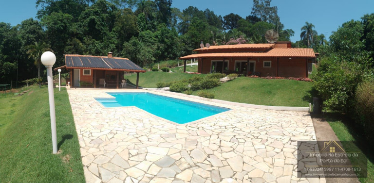 Imagem Casa com 3 Quartos à Venda, 250 m² em Centro - Ibiúna