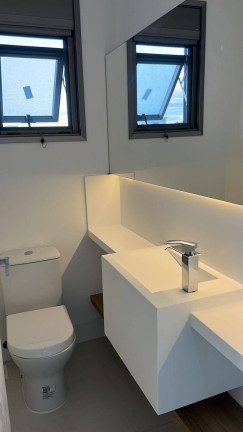 Imagem Cobertura com 3 Quartos para Alugar, 150 m² em Jurerê - Florianópolis Imagem Cobertura com 3 Quartos para Alugar, 150 m² em Jurerê - Florianópolis