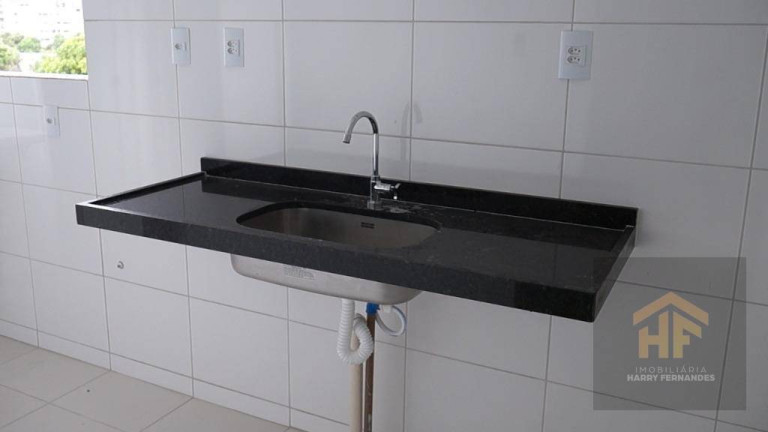 Imagem Apartamento com 3 Quartos à Venda, 67 m² em Espinheiro - Recife