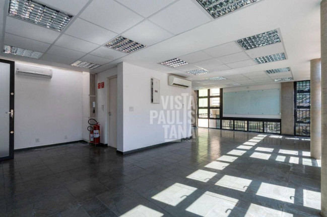 Casa à Venda ou Locação, 400 m² em Vila Ipojuca - São Paulo