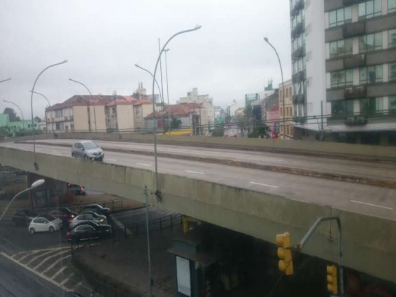 Imagem Imóvel Comercial à Venda, 24 m² em Passo Da Areia - Porto Alegre Imagem Imóvel Comercial à Venda, 24 m² em Passo Da Areia - Porto Alegre