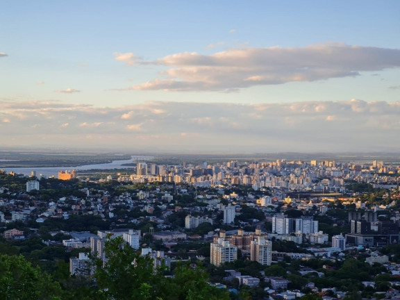 Imagem Imóvel à Venda, em Teresópolis - Porto Alegre Imagem Imóvel à Venda, em Teresópolis - Porto Alegre