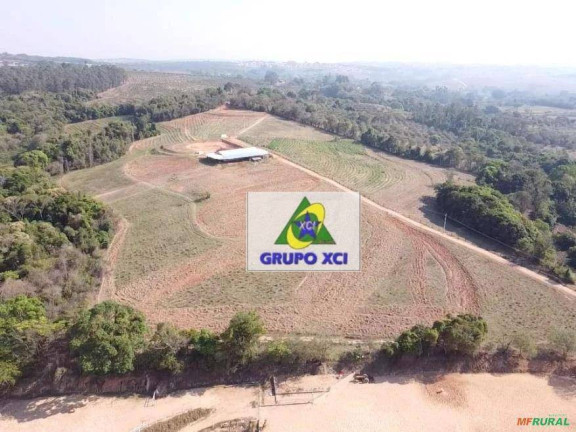 Fazenda à Venda, 100 m² em Barreiro - Santo Antônio De Posse