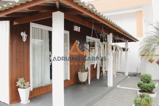 Imagem Imóvel com 4 Quartos à Venda, 200 m² em Gravatá - Penha Imagem Imóvel com 4 Quartos à Venda, 200 m² em Gravatá - Penha