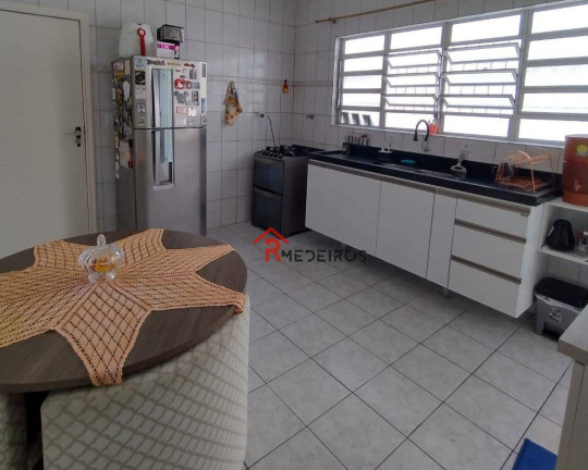 Imagem Casa com 2 Quartos à Venda, 200 m² em Canto Do Forte - Praia Grande Imagem Casa com 2 Quartos à Venda, 200 m² em Canto Do Forte - Praia Grande