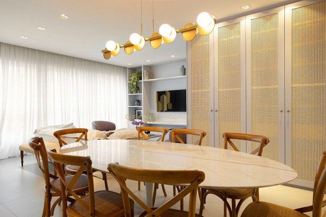 Imagem Apartamento com 3 Quartos à Venda, 120 m² em Centro - Balneário Camboriú Imagem Apartamento com 3 Quartos à Venda, 120 m² em Centro - Balneário Camboriú