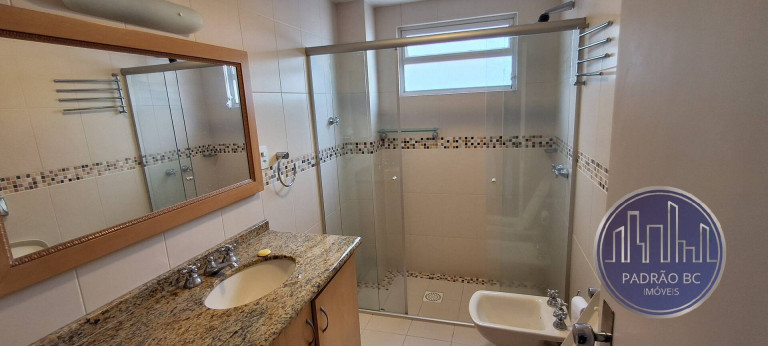 Imagem Apartamento com 4 Quartos para Alugar, 148 m² em Centro - Balneário Camboriú Imagem Apartamento com 4 Quartos para Alugar, 148 m² em Centro - Balneário Camboriú
