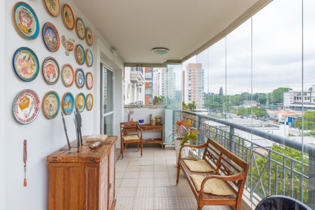 Imagem Apartamento com 3 Quartos à Venda, 257 m² em Moema - São Paulo