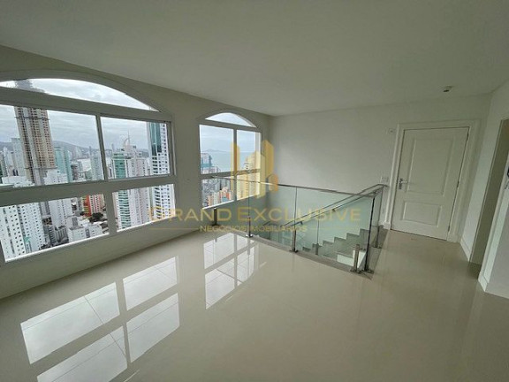 Imagem Apartamento com 4 Quartos à Venda, 240 m² em Centro - Balneário Camboriú Imagem Apartamento com 4 Quartos à Venda, 240 m² em Centro - Balneário Camboriú
