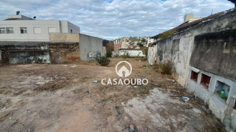Imagem Terreno à Venda, 360 m² em Santo Antônio - Belo Horizonte Imagem Terreno à Venda, 360 m² em Santo Antônio - Belo Horizonte