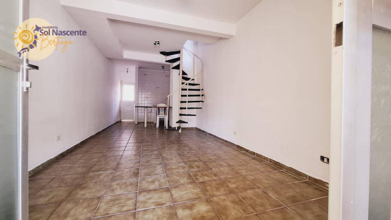 Imagem Casa com 2 Quartos à Venda ou Locação, 68 m² em Centro - Bertioga