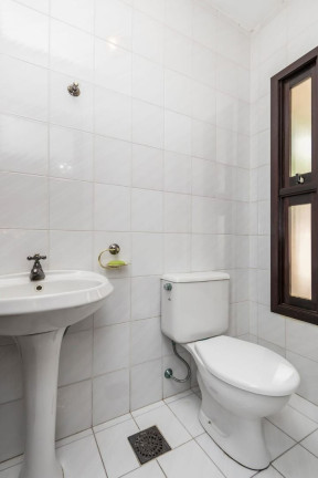 Imagem Casa com 4 Quartos à Venda, 363 m² em Jardim Itu - Porto Alegre