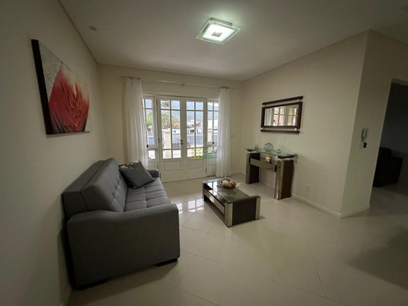 Imagem Casa com 4 Quartos à Venda, 180 m² em Centro - Porto Belo Imagem Casa com 4 Quartos à Venda, 180 m² em Centro - Porto Belo
