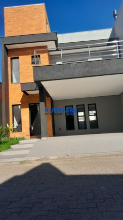 Casa com 3 Quartos à Venda, 200 m² em Centro - Cachoeirinha