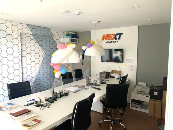 Sala Comercial à Venda ou Locação, 66 m² em Alphaville Centro Industrial E Empresarial/alphaville. - Barueri