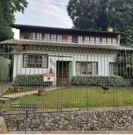 Casa com 5 Quartos à Venda, 360 m² em Barreirinha - Curitiba