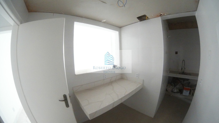 Imagem Imóvel com 3 Quartos à Venda, 125 m² em Copacabana - Rio De Janeiro Imagem Imóvel com 3 Quartos à Venda, 125 m² em Copacabana - Rio De Janeiro