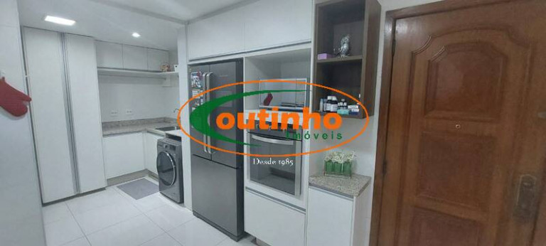Imagem Apartamento com 2 Quartos à Venda, 96 m² em Vila Isabel - Rio De Janeiro Imagem Apartamento com 2 Quartos à Venda, 96 m² em Vila Isabel - Rio De Janeiro