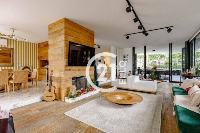 Imagem Casa com 5 Quartos à Venda ou Locação, 500 m² em Brooklin - São Paulo Imagem Casa com 5 Quartos à Venda ou Locação, 500 m² em Brooklin - São Paulo