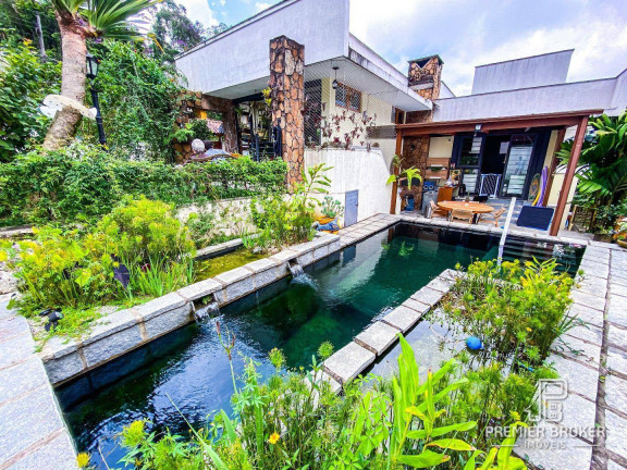 Casa com 3 Quartos à Venda, 150 m² em Comary - Teresópolis