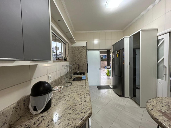 Imagem Casa com 3 Quartos à Venda, 240 m² em Pedra Branca - Palhoça