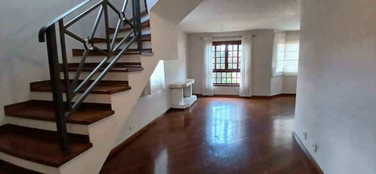 Imagem Casa de Condomínio com 3 Quartos à Venda, 160 m² em Jardim Lambreta - Cotia Imagem Casa de Condomínio com 3 Quartos à Venda, 160 m² em Jardim Lambreta - Cotia
