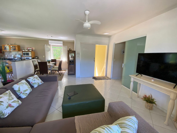 Imagem Casa com 3 Quartos à Venda, 800 m² em São Pedro - Brusque Imagem Casa com 3 Quartos à Venda, 800 m² em São Pedro - Brusque