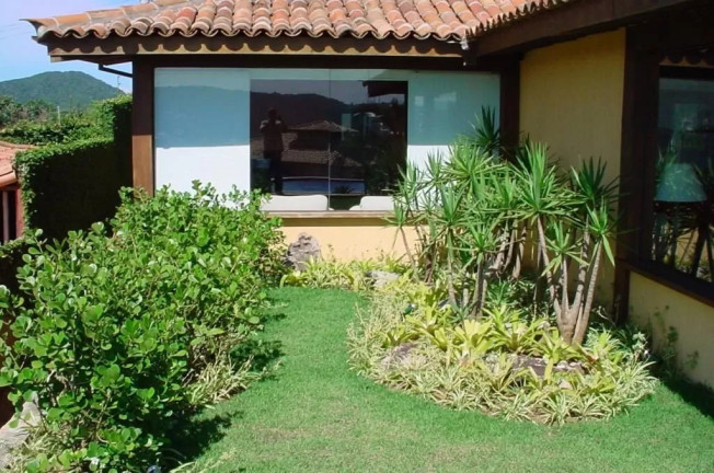 Imagem Casa com 5 Quartos à Venda, 350 m² em Ferradura - Armação Dos Búzios Imagem Casa com 5 Quartos à Venda, 350 m² em Ferradura - Armação Dos Búzios