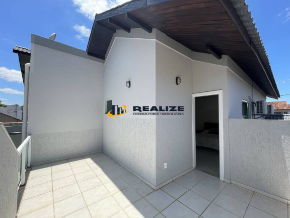 Imagem Casa com 4 Quartos à Venda, 360 m²em Parque Turf Club - Campos Dos Goytacazes Imagem Casa com 4 Quartos à Venda, 360 m²em Parque Turf Club - Campos Dos Goytacazes