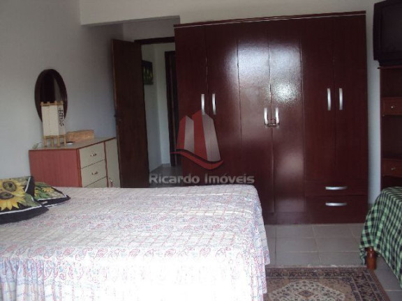 Imagem Casa de Condomínio com 2 Quartos à Venda, 90 m²