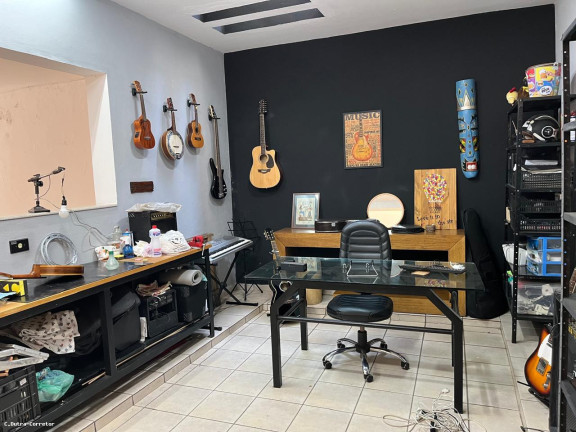 Imagem Sobrado com 3 Quartos à Venda, 330 m² em Vila Alice - Santo André