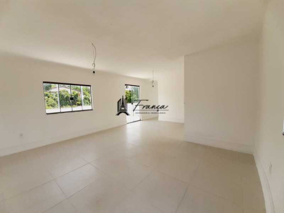 Imagem Apartamento com 5 Quartos à Venda, 130 m² em Maria Paula - São Gonçalo Imagem Apartamento com 5 Quartos à Venda, 130 m² em Maria Paula - São Gonçalo